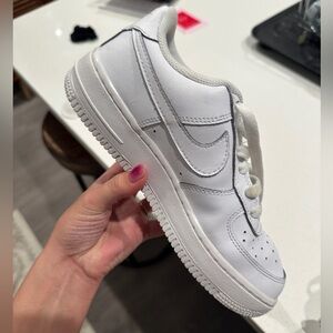 Nike Women's Air Force 1 '07 Shoes